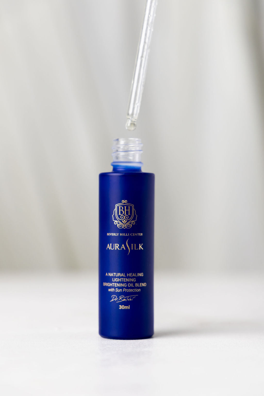 AuraSilk Oil
